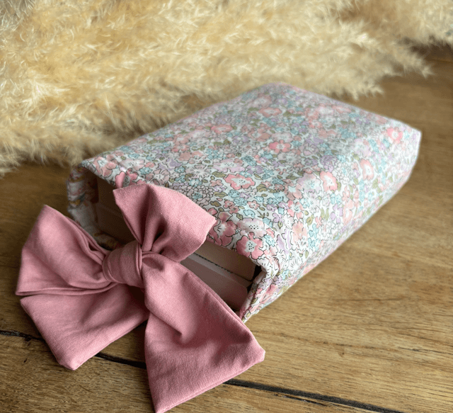 Housse Arya, format poche réversible + tissu Liberty of London