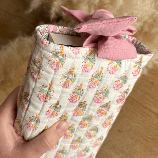 Housse Arya, format poche réversible + tissu Liberty of London